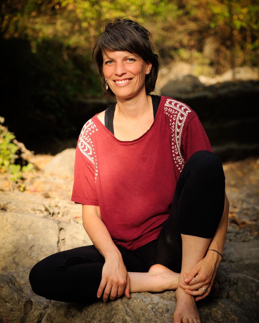 Lise Martineau, professeure de yoga en nord Mayenne